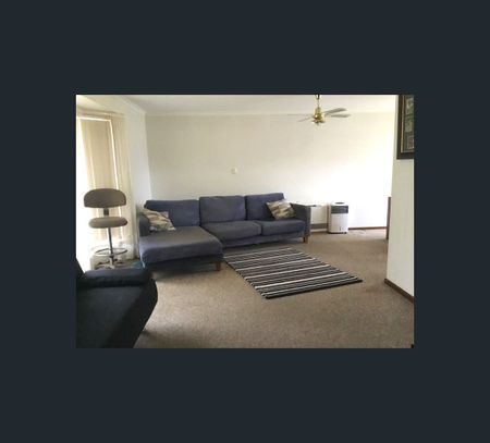 1/312 Kinnersley Ave, Canadian, Vic 3350 - Photo 4