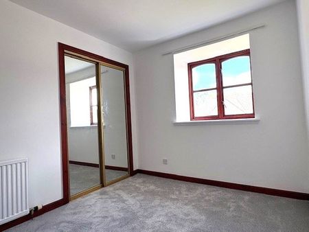 2 bedroom semi-detached house to rent - Photo 3