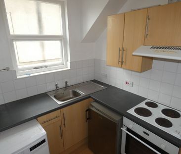 1 bed Apartment - To Let - Photo 3