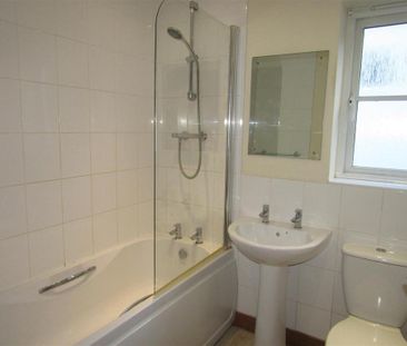 2 bedroom semi-detached house to rent - Photo 1
