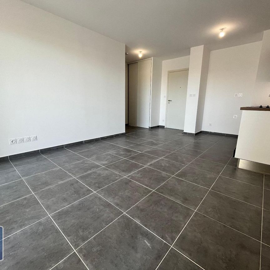 Location Appartement 2 pièces 43m² ARLES 13200 - Photo 1