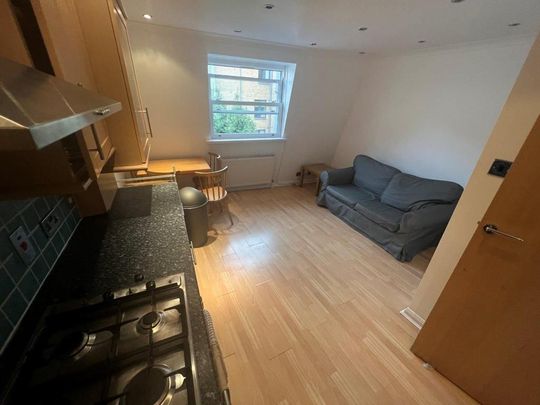 1 bedroom flat to rent - Photo 1