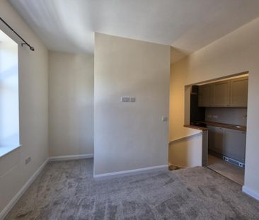 1 bedroom Flat To Let - Photo 1