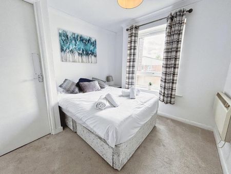 1 bedroom apartment to rent - Photo 2