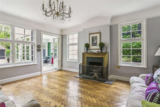 Attractive Edwardian family home, full of character and charm occupying an ideal location. - Photo 1