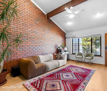 Charming & Low-Maintenance Home with Private Yards in Prime Greenac... - Photo 4