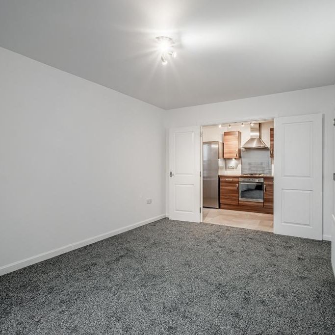 2 bedroom flat to rent - Photo 1