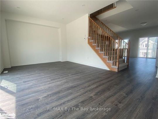 For Lease - 20 Hills Thistle Drive, Wasaga Beach, Ontario - Photo 1