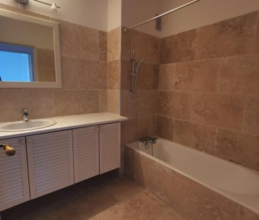 Appartement Aix En Provence - 3 pi�ce(s) - 73.94 m2, - Photo 6