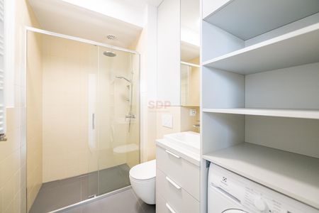 LUX 3 POK. W SIECHNICACH.i WYNAJEM. M. POSTOJOWE I KOMÓRKA W CENIE - Photo 2