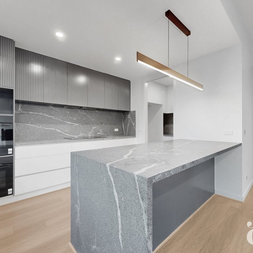 1/3 Duckmanton Court, Bentleigh East - Photo 1