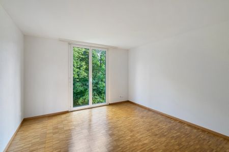Wohnkomfort für Geniesser / E-Parkplätze vorhanden - Photo 3