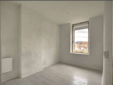 Location appartement 4 pièces, 72.00m², Bédarieux - Photo 4