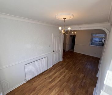 49 Tavanagh Street, Belfast, BT12 6JN - Photo 2