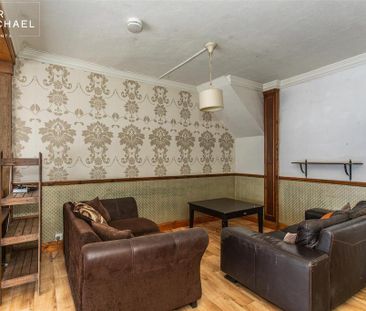 4 bedroom terraced house to rent - Photo 6
