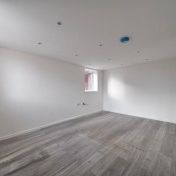 1 bed Flat for Rent - Photo 1