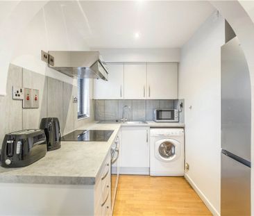 Beaulieu Place, London, W4 5SY - Photo 1