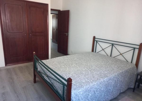 Quarto individual no centro de Aveiro