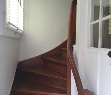 Charming 2-room apartment furnished in Gals - Photo 2