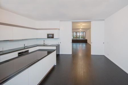 3 Zi-Whg gg Museumsinsel an der Spree mit Balkon Concierge EBK Aufzug u. TG (1.6) - Photo 2