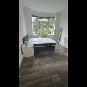 Room in a Shared House, Hendale Avenue, NW4 - Photo 2