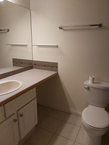 Apartment in Windsor Park - Photo 5