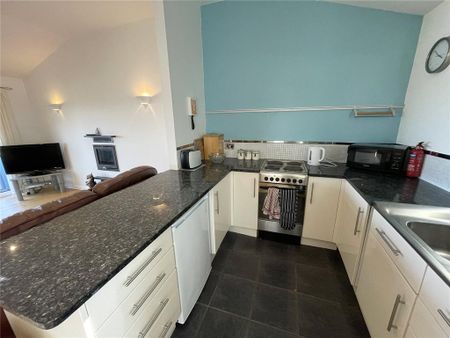 2 bedroom bungalow to rent - Photo 2