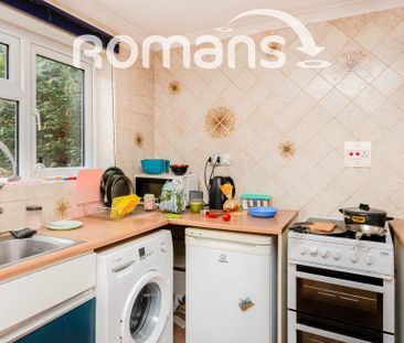 1 bedroom in a house share to rent - Photo 6