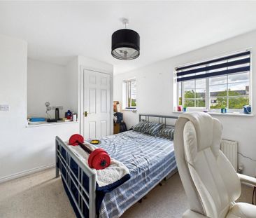 4 bedroom terraced house to rent - Photo 3