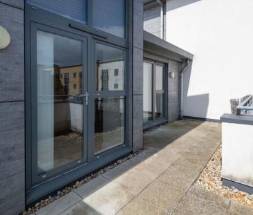 2 bedroom semi-detached house to rent - Photo 6