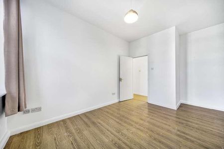 Camberwell Road, London, SE5 - Photo 4