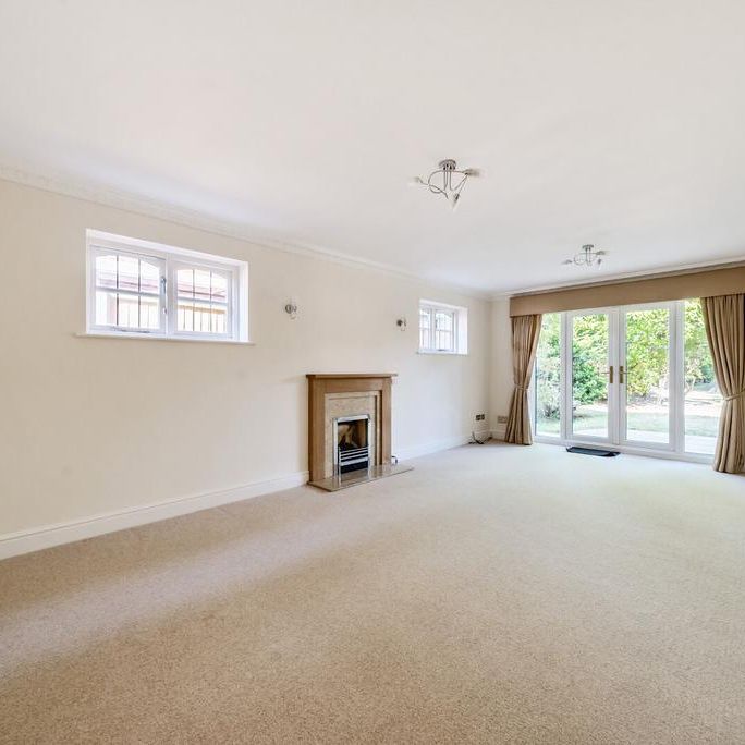 5 bedroom detached house to rent - Photo 1