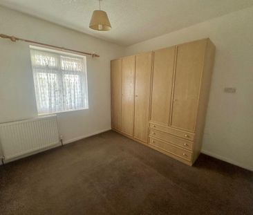 3 bedroom end of terrace house to rent - Photo 6