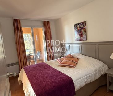 A LOUER GOLF DE PONT ROYAL (13370) MALLEMORT RENOVATION VUE - Photo 3