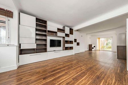 Bonnersfield Lane, Harrow, HA1 - Photo 2