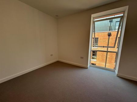 145 Claremont Road, Brent Cross Town - Photo 3