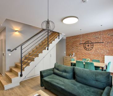 Mieszkanie 2-poziomowe na Starym Mieście - Photo 2