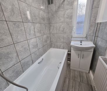 3 Bed Maisonette, Whitton Walk, E3 - Photo 6