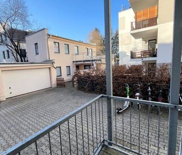 Praktische 1-Raum-Wohnung mit Balkon im Altbau in Dresden-Cotta! - Photo 1