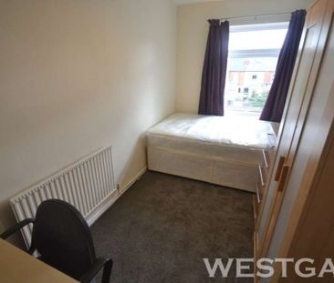 3 Bed - Blenheim Gardens, Reading - Photo 2