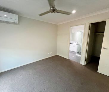 1/12 Oysterlee Street, Beaconsfield, Qld 4740 - Photo 1