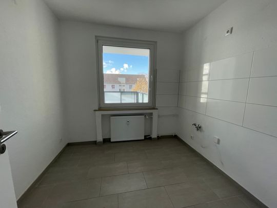 Ihr neues Zuhause! modernisierte Whg. mit großem Balkon - Photo 1