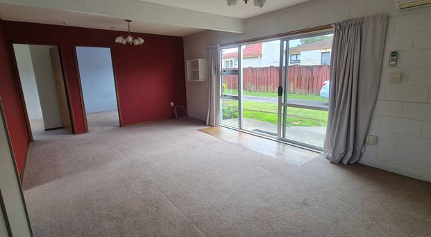 Two-bedroom unit available for rent in a prime location - Photo 1