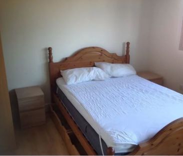 Hendon, NW4, London - Photo 2