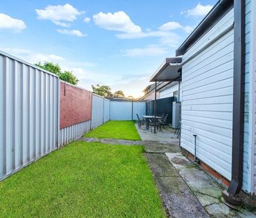 Cosy and comfortable home in convenient location - Photo 3