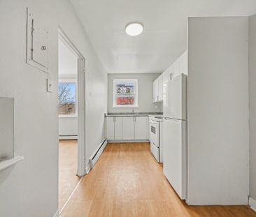 For Lease - 1455 Morisset Avenue Unit# 24, Carlington - Central Par... - Photo 3