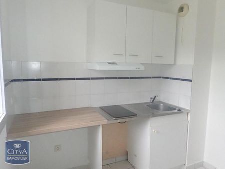 Location Appartement 2 pièces 49m² ONET LE CHATEAU 12850 - Photo 5