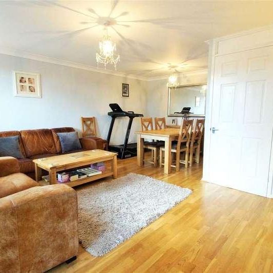 Silver Hill, College Town, Sandhurst, Berkshire, GU47 - Photo 1