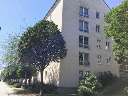 Striesen: 2-Zimmerwohnung mit Wannenbad! - Photo 2