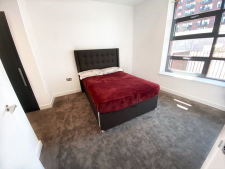 1 Bed Flat, Defoe House, E14 - Photo 4